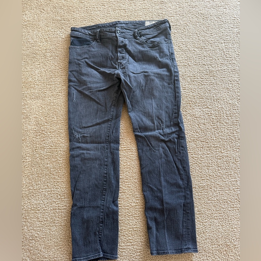 Diesel Buster Slim Tapered Men’s Jeans